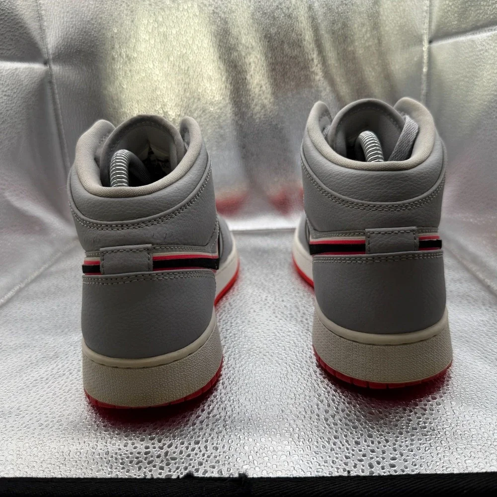 Size 7Y Nike Air Jordan 1‎ GS Mid Wolf Gray Pink Kids Sneaker Shoes 555112-060